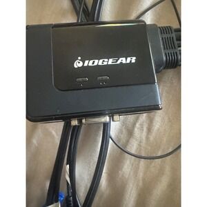 IOGEAR GCS22U 2-Port USB KVM Switch with Built-In Cables & Remote Switch VGAUSB‎